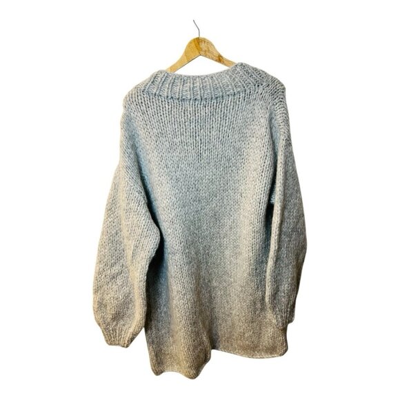 Unsubscribed Women’s Chunky Cardigan Small Gray Oversized Hand Knit Peru NWT - Picture 3 of 10